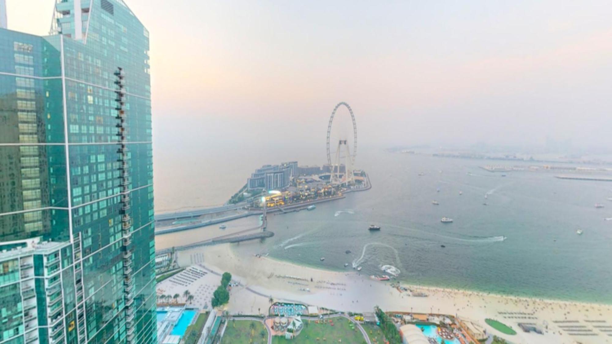 Amazing Views Eye & Palm * Дубай