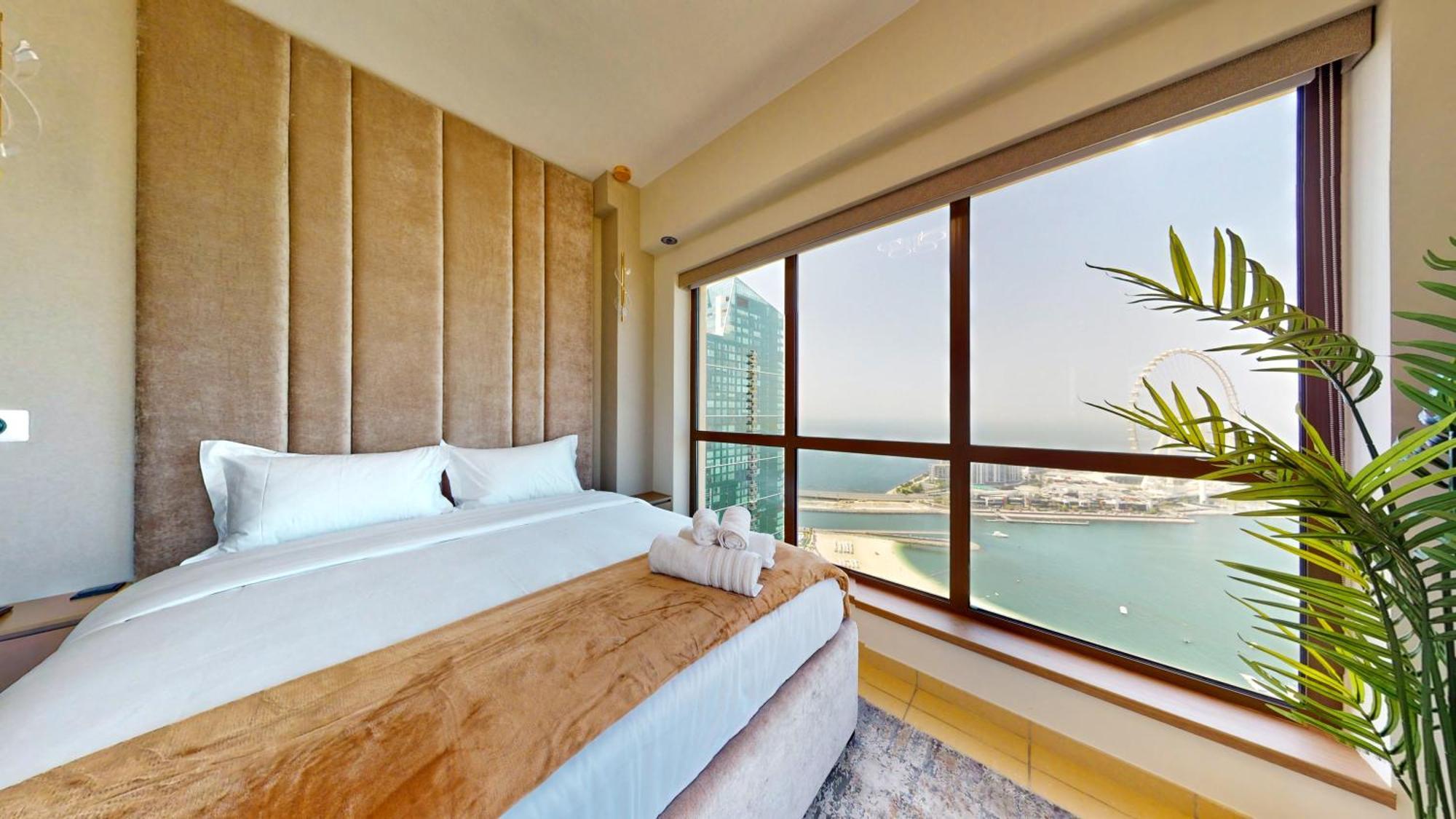 Amazing Views Eye & Palm Дубай