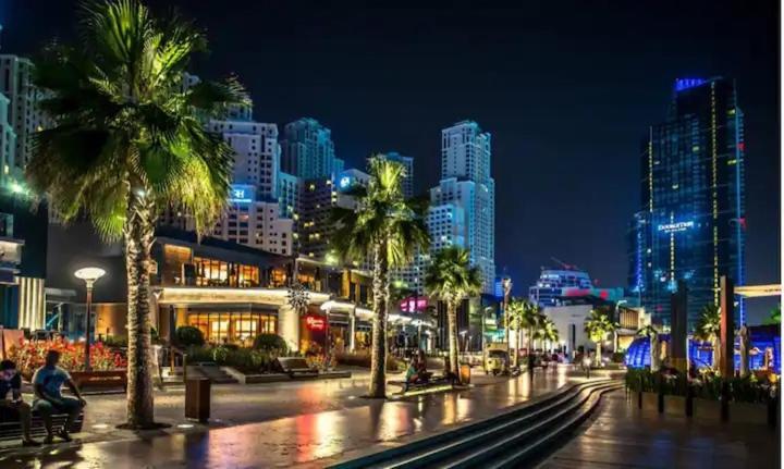 Апартаменти Amazing Views Eye & Palm Дубай